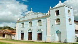 Boipeba 
 20 km de praias quase desertas; 
 Ganhou destaque no jornal norte-americano The New York Times, em 2001; 
 Igreja Matriz do Divino Espírito Santo; 
 Igreja de São Sebastião. 
 