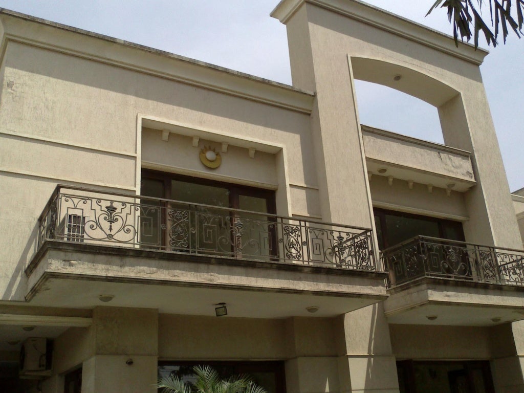 Mini Farm House for Rent in Chattarpur, South Delhi, New Delhi, India