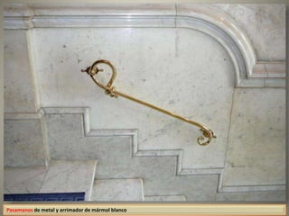 Pasamanos de metal y arrimador de mármol blanco
 