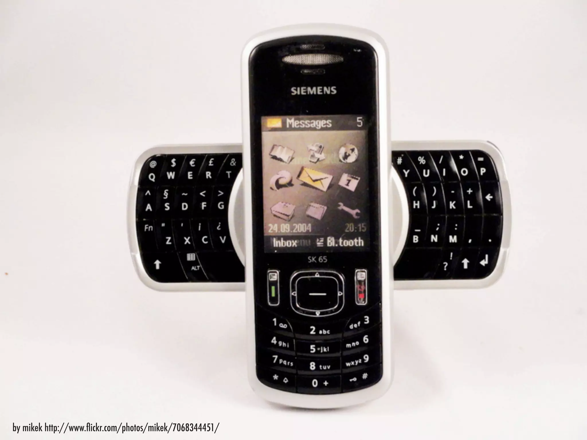 by mikek http://www.ﬂickr.com/photos/mikek/7068344451/
 