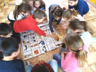 STEM - ГРУПА „МИКИ МАУС”, ДГ „СЛЪНЦЕ”, ГР. ЛЕВСКИ – ПРОГРАМИРУЕМА ИНТЕРАКТИВНА ИГРАЧКА  „BEE-BOТ” 