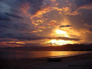 Puesta de sol de oro  