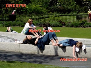 h$ps://www.ﬂickr.com/photos/41621887@N02/3836261343	
  
 