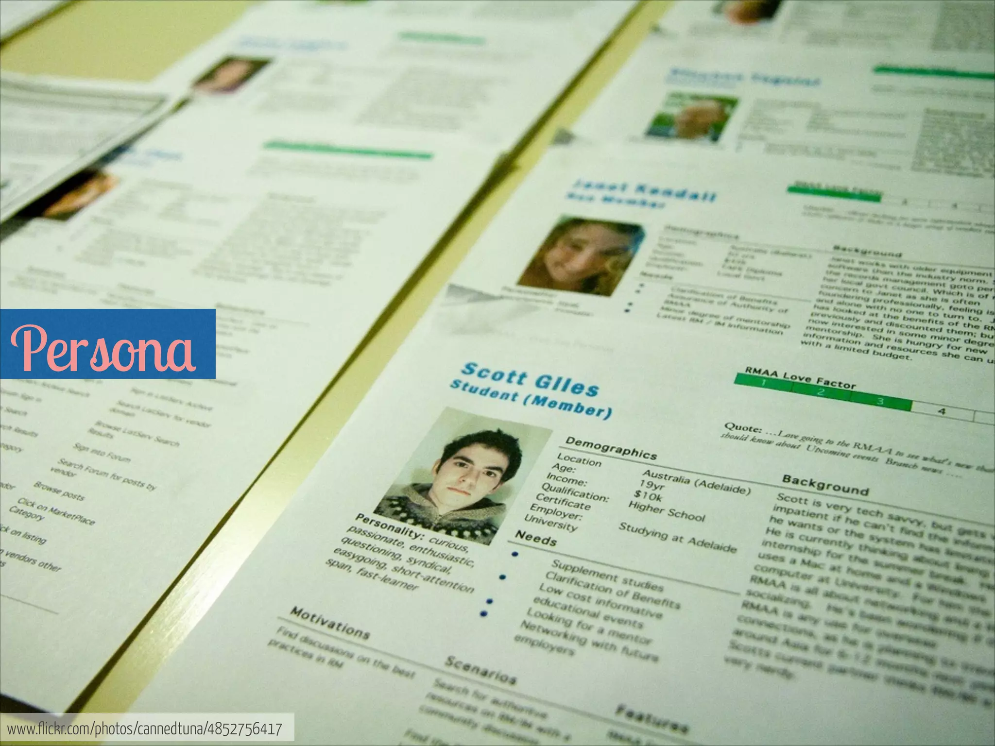 Persona  

www.flickr.com/photos/cannedtuna/4852756417

 