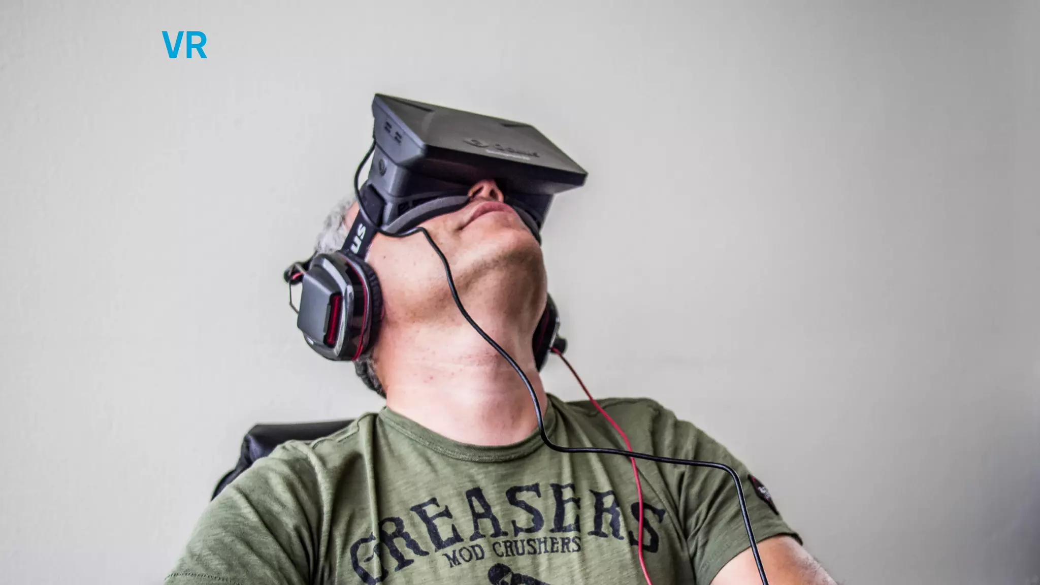 VR
 