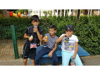 PROGRAMA " LA BIENAL VA A LA ESCUELA"