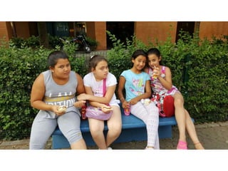 PROGRAMA " LA BIENAL VA A LA ESCUELA"