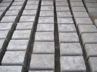OTHER BIOCHAR
APPLICATIONS
BIOCHAR BRICKS, GREEN BUILDINGS
 