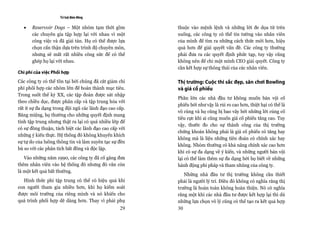 Trí tuệ đám đông

      Reservoir Dogs – Một nhóm tạm thời gồm           thuộc vào mệnh lệnh và những lời đe dọa từ trên
       các chuyên gia tập hợp lại với nhau vì một       xuống, các công ty có thể tin tưởng vào nhân viên
       công việc và đã giải tán. Họ có thể được lựa     của mình để tìm ra những cách thức mới hơn, hiệu
       chọn cẩn thận dựa trên trình độ chuyên môn,      quả hơn để giải quyết vấn đề. Các công ty thường
       nhưng sẽ mất rất nhiều công sức để có thể        phải đưa ra các quyết định phức tạp, tuy vậy cũng
       ghép họ lại với nhau.                            không nên để chỉ một mình CEO giải quyết. Công ty
                                                        cần kết hợp sự thông thái của các nhân viên.
Chi phí của việc Phối hợp
Các công ty có thể tồn tại bởi chúng đã cắt giảm chi    Thị trường: Cuộc thi sắc đẹp, sân chơi Bowling
phí phối hợp các nhóm lớn để hoàn thành mục tiêu.       và giá cổ phiếu
Trong suốt thế kỷ XX, các tập đoàn được sát nhập
                                                        Phần lớn các nhà đầu tư không muốn bán vội cổ
theo chiều dọc, được phân cấp và tập trung hóa với
                                                        phiếu bởi như vậy là rủi ro cao hơn, thiệt hại có thể là
rất ít sự đa dạng trong đội ngũ các lãnh đạo cao cấp.
                                                        vô cùng và họ cũng bị bao vây bởi những lời củng cố
Bằng miệng, họ thưởng cho những quyết định mang
                                                        tiêu cực khi ai cũng muốn giá cổ phiếu tăng cao. Tuy
tính tập trung nhưng thật ra lại có quá nhiều lớp để
                                                        vậy, thước đo cho sự thành công của thị trường
có sự đồng thuận, tách biệt các lãnh đạo cao cấp với
                                                        chứng khoán không phải là giá cổ phiếu có tăng hay
những ý kiến thực. Hệ thống đó không khuyến khích
                                                        không mà là liệu những tiên đoán có chính xác hay
sự tự do của luồng thông tin và làm xuyên tạc sự đền
                                                        không. Nhóm thường có khả năng chính xác cao hơn
bù so với các phân tích bất đồng và độc lập.
                                                        khi có sự đa dạng về ý kiến, và những người bán vội
   Vào những năm 1990, các công ty đã cố gắng đưa       lại có thể làm thêm sự đa dạng bởi họ biết về những
thêm nhân viên vào hệ thống đó nhưng đó vẫn còn         hành động phi pháp và tham nhũng của công ty.
là một kết quả bất thường.
                                                           Những nhà đầu tư thị trường không cần thiết
   Hình thức phi tập trung có thể có hiệu quả khi       phải là người lý trí. Điều đó không có nghĩa rằng thị
con người tham gia nhiều hơn, khi họ kiểm soát          trường là hoàn toàn không hoàn thiện. Nó có nghĩa
được môi trường của riêng mình và nó khiến cho          rằng một khi các nhà đầu tư được kết hợp lại thì dù
quá trình phối hợp dễ dàng hơn. Thay vì phải phụ        những lựa chọn vô lý cũng có thể tạo ra kết quả hợp
                                                  29    30
 