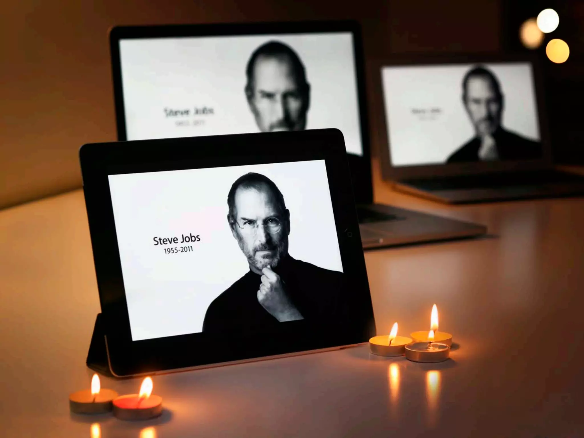 •  Create	
  a	
  strategically	
  wri@en	
  plan	
  to	
  Build	
  real	
  
rela&onships	
  with	
  people.	
  	
  
– Align	
  ALL	
  projects	
  with	
  that	
  plan	
  
– Create	
  checkpoints	
  along	
  the	
  way	
  to	
  reﬂect	
  and	
  
update	
  plan	
  	
  
– Constantly	
  research	
  change	
  in	
  technology,	
  people,	
  
behavior,	
  context,	
  and	
  our	
  world.	
  	
  	
  
– Always	
  strive	
  to	
  add	
  value	
  to	
  the	
  lives	
  of	
  people.	
  
Summary	
  
 