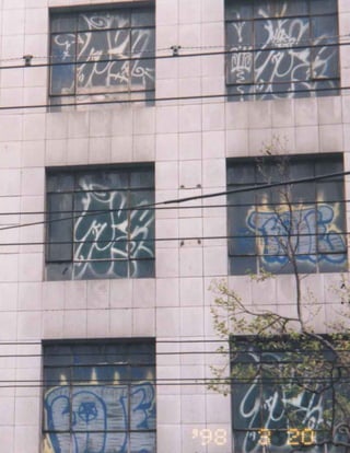 Bloodwars.graffiti.magazine.12. .12.2003