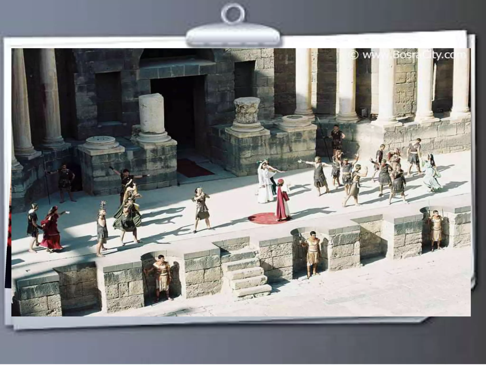 Festival de Bosra 
 S'est tenue une fois tous les deux ans en Septembre. 
 Se tiendra sur la théâtre de Bosra. 
 Commencé à 1978 . 
 