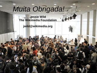 2007  é  marcada por um pico na edi ç ã o da  Wikipedia em Portugu ê s, seguida por um crescimento anual constante  Source: http://stats.wikimedia.org/ l 