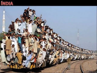 A Índia é um país dividido religiosamente, de forma especial, entre
hindus (maioria) e muçulmanos (Paquistão)




                              Apresentação elaborada pela Professora FERNANDA LOPES, disciplina de Geografia
 