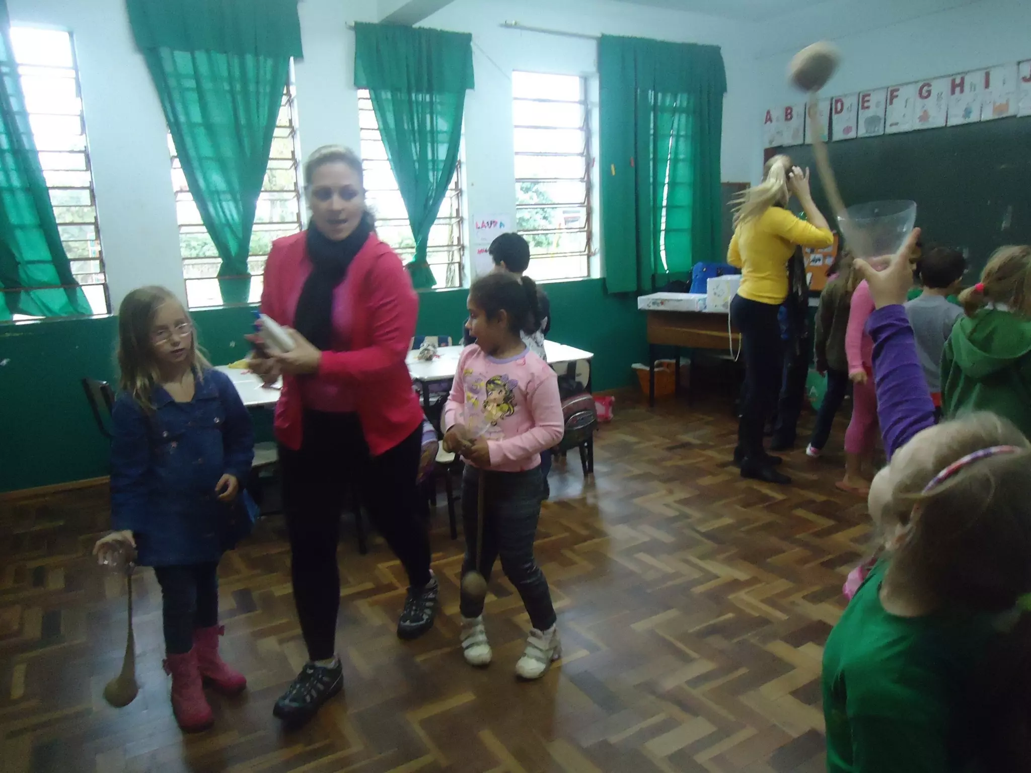 Brinquedos com sucata