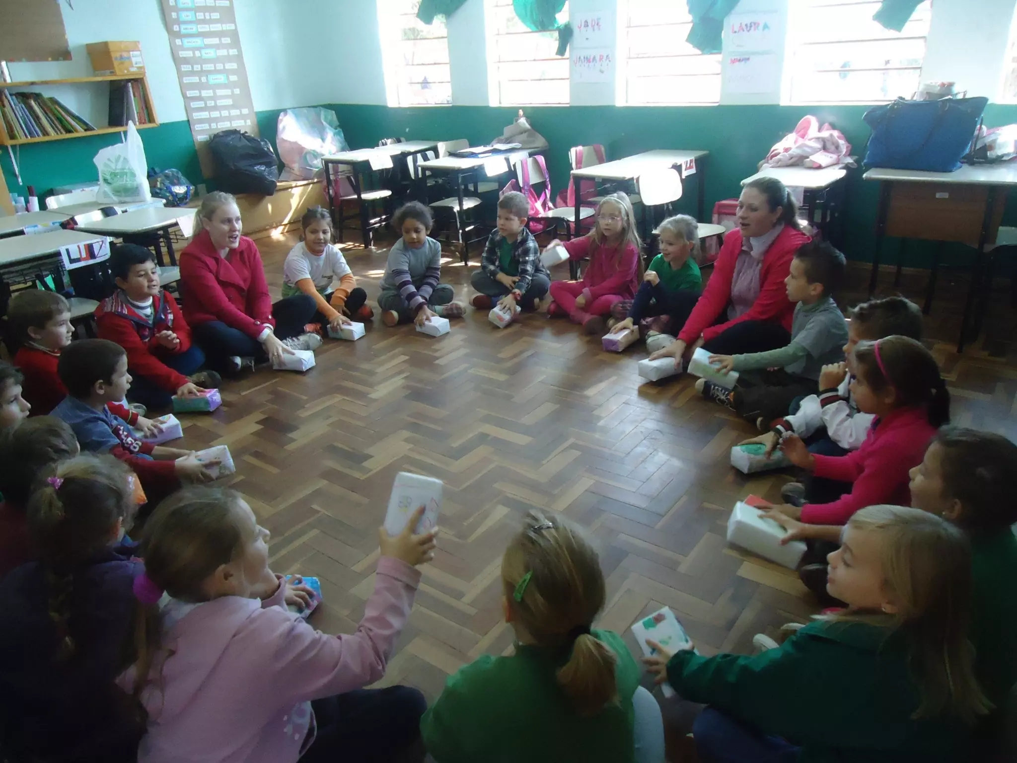 Brinquedos com sucata