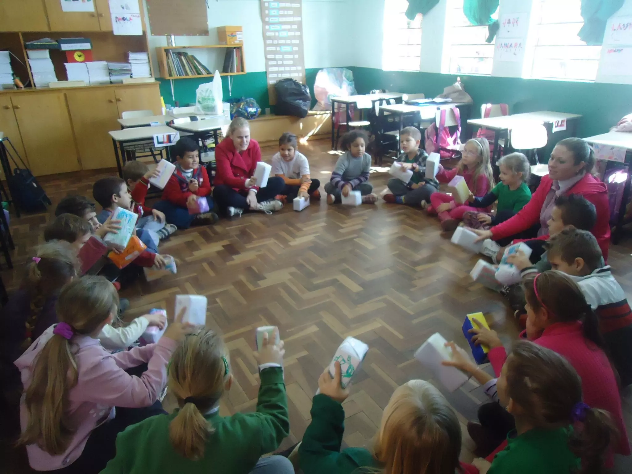 Brinquedos com sucata