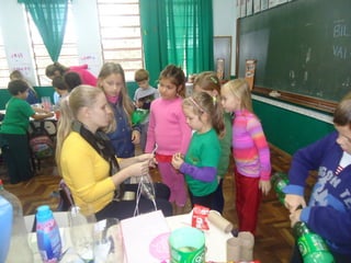 Brinquedos com sucata