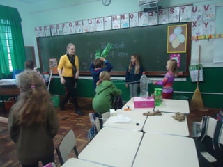 Brinquedos com sucata