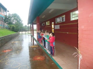 Brinquedos com sucata