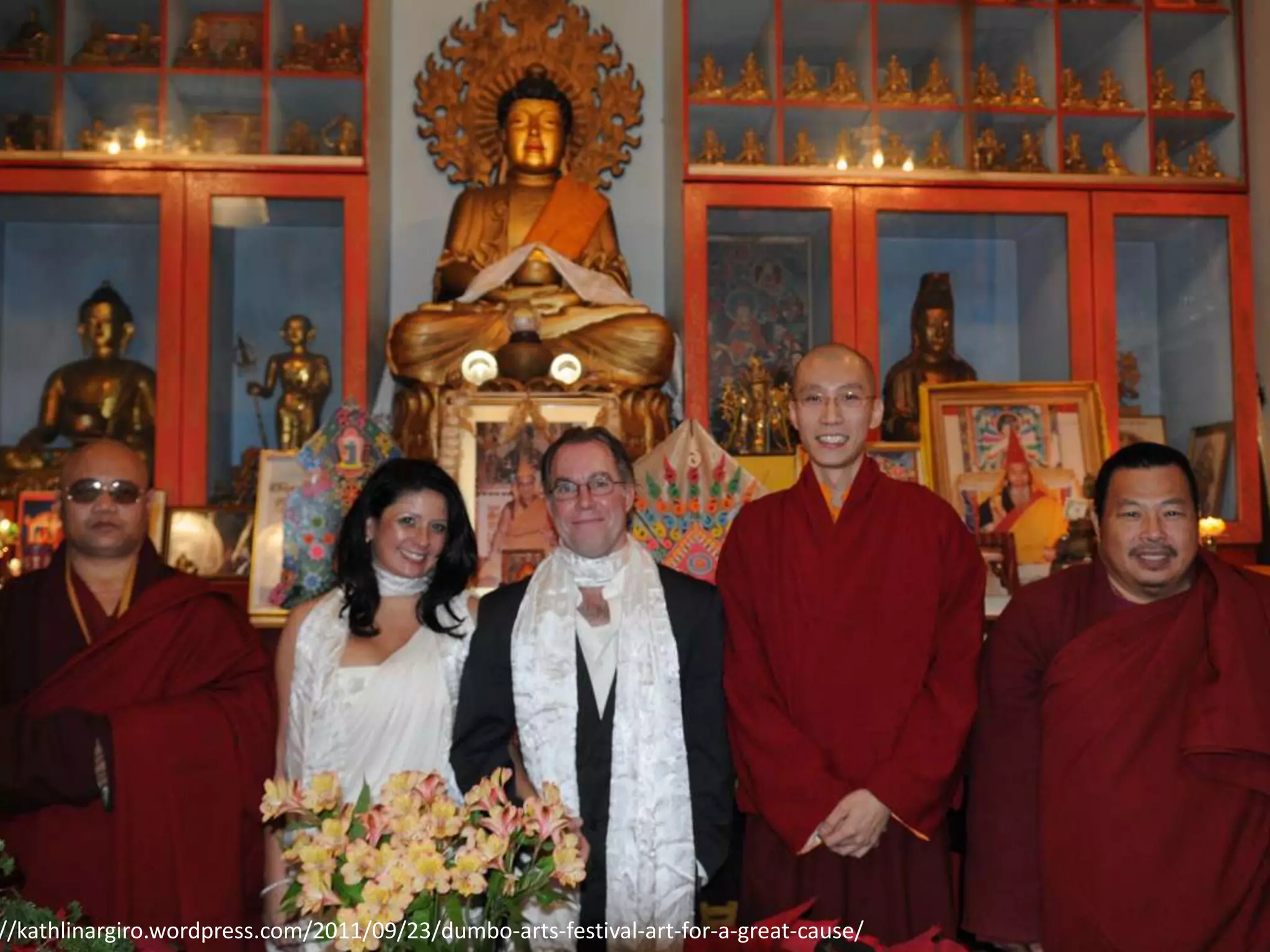 //kathlinargiro.wordpress.com/2011/09/23/dumbo-arts-festival-art-for-a-great-cause/
 