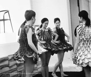 From unfolded catwalk performance by Jule Waibel (julewaibel.com).
 