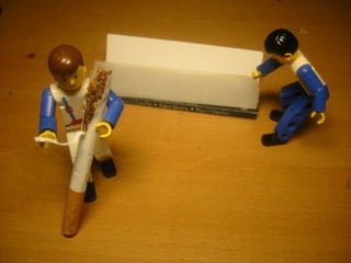 Primer tema
• Detalles acerca del tema
• Información complementaria y ejemplos
• Qué efectos puede tener en la audiencia
 