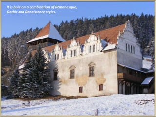 It is built on a combination of Romanesque, Gothic and Renaissance styles.