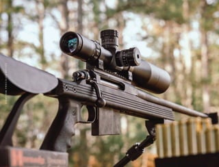 2 6
S
I
G
H
T
R
O
N
P
R
E
C
I
S
I
O
N
O
P
T
I
C
S
 