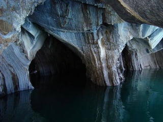 Cavernes bleue en_marbre_de_patagonie1