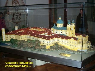 Vista geral do Castelo da Abadia de Melk.... 