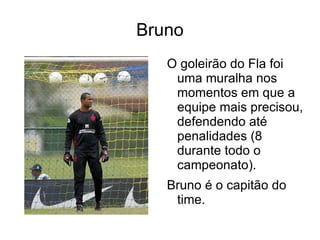 Dejan Petkovic O sérvio, que já fazia parte da galeria de grandes ídolos rubro-negros, voltou com tudo aos 37 anos, tornando-se o grande maestro do time. 