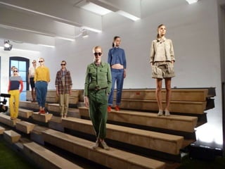 Center548 Powerpoint For Linked In