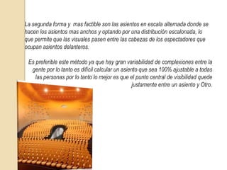 Los espacios deben estar señalizados con el    símbolo internacional de accesibilidad en el    pavimento y en un rótulo vertical en un lugar visible. Los espacios de estacionamiento accesibles deben      tener dimensiones mínimas para el vehículo      de 2,50 m x 5,50 m. 