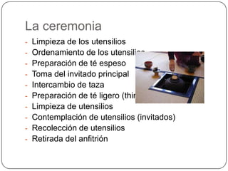Historia de la ceremonia del téSe volvió experto en la meditación zen al haber estudiado en los templos de Shoumyou y Daitoku-ji.Después de esto paso el resto de su vida en su cuarto de té en Nara perfeccionando la ceremonia, y dando lecciones a los interesados en el arteSe esforzó por inculcar en sus estudiantes el espíritu simple y puro de la ceremonia del té inspirada en el Zen.Otro procedimiento importante iniciado por Shukou fue el de servir el té él mismo, prefiriendo una atmosfera intima y personal en un cuarto pequeño (4 esterillas y media, que podía acomodar de cinco a seis personas).Escribió acerca de la idea de la simplicidad refinada (kakeru) y acerca de la importancia del entendimiento de la calidad estética de la cerámica de Bizen y Shigaraki (poco coloradas).