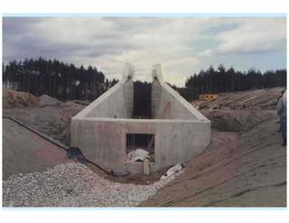 ÉC OLE POLY TEC HNIQUE
FÉDÉRALE D E LAUSANNE
Laboratoire de Constructions Hydrauliques
Barrages en remblai
Calcul de stabilité et détails constructifs
 