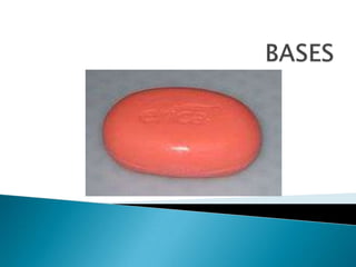 Cambian el color del  papel tornasol azul a rojoEn solución son conductores de la electricidad, lo que indica el carácter iónico de estas sustancias