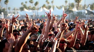 People
         http://www.ﬂickr.com/photos/furnari/
 