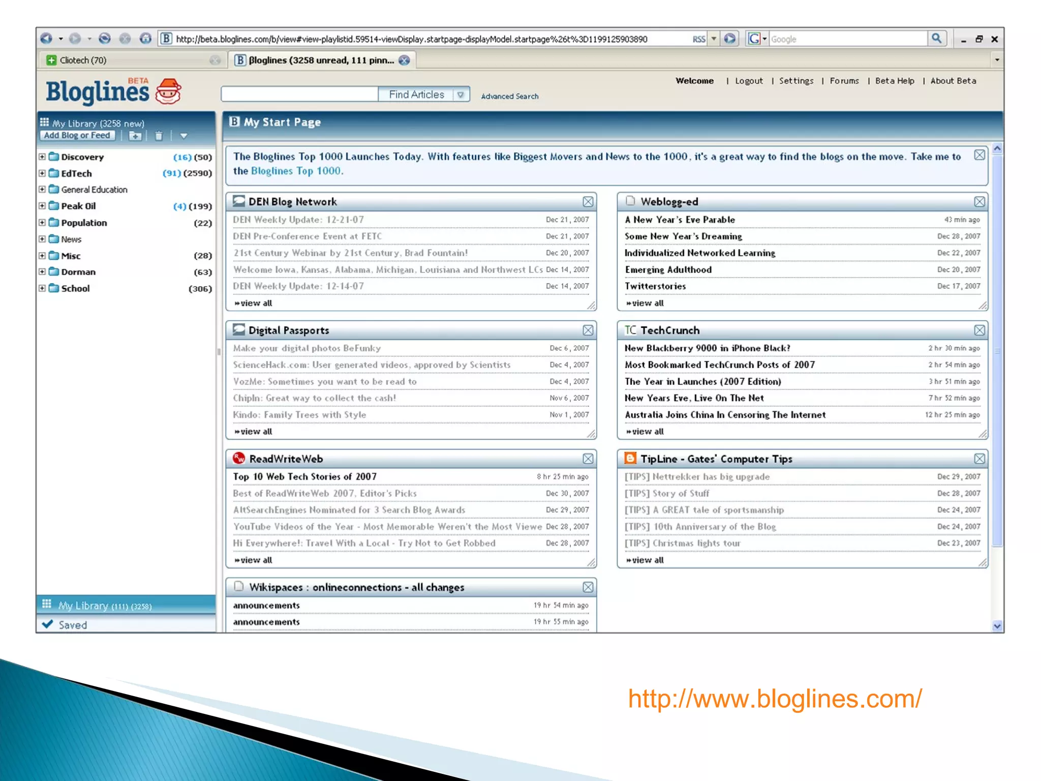http://www.bloglines.com/ 