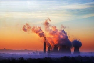 THE CONNECTION BETWEEN CARBON EMISSIONS AND THE WEATHER 