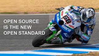 17© Copyright 2014 Pivotal. All rights reserved.
OPEN SOURCE
IS THE NEW
OPEN STANDARD
 