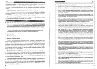 Art.15
lilill!tll!~llij•M•t!f)~[el;J?~t&Jiil~l•f:1?~1~~~i;1tJJ•t!f!1ij!lijo!Ha•I•4J~l•J;J{t!:fJQ;l•IB;}iil!1SJ
tiverem sido revogados), e, de certo modo. em alguns casos, foi adorada a teoria das fases
processuais (cf. dispõem, em alguma medida, os arts. 1.054 e 1.057, que podem repercutir
em relação a um determinado incidente, ou "E1sc", dando-se a essa expressão sentido mais
amplo)".
Por fim, um exemplo de direito adquirido que não pode ser atingido pela nova legislação:
o direito de interpor recurso suprimido pela nova lei contra decisão publicada na vigência da
lei antiga (STJ, REsp 1.132.774/ES, I" Turma, rel. Min. Luiz Fux, j. 9.2.2010; STJ, EREsp
740.530/R], Corte Especial, rel. Min. Nancy Andrighi, j. 1.12.201O).
Questão: Sobre a aplicação da lei processual no tempo, vejam a seguime questão extraída
do concurso para Procurador do Estado do Rio de Janeiro:
I+ (PGE - RJ - Procurador do Estado - RJ/2008) Considerando as teorias sobre a aplicação da lei
processual no tempo, a norma legal superveniente, que altere- para aumentar o rol de requisitos
específicos de admissibilidade dos recursos, é imediatamente aplicável e alcança recurso cujo prazo
para interposição já estava em curso no momento em que a nova norma legal entrou em vigor?
------------------------------------------------------------------------
Art. 15. Na ausência de normas que regulem processos eleitorais, trabalhistas ou administra-
tivos, as disposições deste Código lhes serão aplicadas supletiva e subsidiariamente.
I. CPC DE 1973
Não há correspondente.
2. BREVES COMENTÁRIOS
Apesar de não se considerar a jurisdição eleitoral, trabalhista e administrativa como
jurisdição civil propriamente dita, tendo em vista a natureza das regras que aplicam (muitas
das quais de Direito Público, em que impera o jus cogens mais que a deliberação das partes),
a ela~ serão aplicadas, de forma supletiva (como complemento) e subsidiária (no que forem
omissas), as regras próprias da jurisdição civil. Assim, na prática, o que se observa é a apli-
cação ampla do Código de Processo Civil nas mais diversas demandas, envolvendo tanto o
Direito Privado quanto o Direito Público.
A Consolidação das Leis do Trabalho, que traz regras materiais e processuais do Direito
do Trabalho, é expressa ao adotar o Código de Processo Civil como subsidiário às suas regras
de procedimento, conforme consta de seu art. 769: "Nos casos omissos, o direito processual
comum será fonte subsidiária do direito processual do trabalho, exceto naquilo em que for
incompatível com as normas deste Título".
Importante inovação já comumente aplicada no processo trabalhista, a desconsideração
da personalidade jurídica, agora se encontra positivada (arts. 133/137). Outras novidades
que poderão ser reconhecidas na seara trabalhista são o incidente de resolução de demandas
repetitivas (arts. 976/987), a contagem dos prazos em dias úteis (art. 219), as férias previstas
para aos advogados (art. 220) etc.
42
ld•l•lld•IQ;I•Iijifilij1!dlQII Art. 15
~---------------------------------------------------~
Atenção para os seguintes Enunciados do FPPC:
151. "Na Justiça do Trabalho, as pautas devem ser preparadas com intervalo mínimo de uma
hora entre as audiências designadas para instrução do feito. Para as audiências para simples
tentativa de conciliação, deve ser respeitado o intervalo mínimo de vinte minutos".
167. "Os tribunais regionais do trabalho estão vinculados aos enunciados de suas próprias
súmulas e aos seus precedentes em incidente de assunção de competência ou de resolução
de demandas repetitivas".
~ 171. "Os juízes e tribunais regionais do trabalho estão vinculados aos precedentes do TST em
incidente de assunção de competência em matéria infraconstitucional relativa ao direito e ao
processo do trabalho, bem como às ;uas súmulas".
~ 199. "No processo do trabalho, constatada a ocorrência de vício sanável, inclusive aquele que
possa ser conhecido de ofício pelo órgão jurisdicional, o relator determinará a realização ou
a renovação do ato processual, no próprio tribunal ou em primeiro grau, intimadas as partes;
cumprida a diligência, sempre que possível, prosseguirá no julgamento do recurso".
~ 200. "Fica superado o enunciado 320 da súmula do STJ (A questão federal somente ventilada
no voto vencido não atende ao requisito do prequestionamento)".
~ 214. "Diante do §22 do art. 1.007, fica prejudicada a OJ n2 140 da 501 - I do TST (Ocorre de-
serção do recurso pelo recolhimento insuficiente das custas e do depósito recursal, ainda que
a diferença em relação ao "quantum" devido seja ínfima, referente a centavos)".
~ 302. "Aplica-se o art. 373, §§12 e 22, ao processo do trabalho, autorizando a distribuição
dinâmica do ônus da prova diante de peculiaridades da causa relacionadas à impossibilidade
ou à excessiva dificuldade da parte de cumprir o seu encargo probatório, ou, ainda, à maior
facilidade de obtenção da prova do fato contrário. O juiz poderá, assim, atribuir o ônus da
prova de modo diverso, desde que de forma fundamentada, preferencialmente antes da
instrução e necessariamente antes da sentença, permitindo à parte se desincumbir do ônus
que lhe foi atribuído".
304. "As decisões judiciais trabalhistas, sejam elas interlocutórias, sentenças ou acórdãos,
devem observar integralmente o disposto no art. 499, sobretudo o seu §12, sob pena de se
reputarem não fundamentadas e, por conseguinte, nulas".
325. "A modificação de entendimento sedimentado pelos tribunais trabalhistas deve observar
a sistemática prevista no art. 927, devendo se desincumbir do ônus argumentativo mediante
fundamentação adequada e específica, modulando, quando necessário, os efeitos da decisão
que supera o entendimento anterior".
~ 326. "O órgão jurisdicional trabalhista pode afastar a aplicação do precedente vinculante
quando houver distinção entre o caso sob julgamento e o paradigma, desde que demonstre,
fundamentada mente, tratar-se de situação particularizada por hipótese fática distinta, a impor
solução jurídica diversa". ·
~ 329. "Na execução trabalhista deve ser preservada a quota parte de bem indivisível do co-
proprietário ou do cônjuge alheio à execução, sendo-lhe assegurado o direito de preferência
na arrematação do bem em igualdade de condições".
~ 330. "Na Justiça do trabalho, o juiz pode deferir a aquisição parcelada do bem penhorado em
sede de execução, na forma do art. 895 e seus parágrafos".
331. "O pagamento da dívida objeto de execução trabalhista pode ser requerido pelo execu-
tado nos moldes do art. 916".
~ 332. "Considera-se vício sanável, tipificado no art. 938, § 12, a apresentação da procuração e
da guia de custas ou depósito recursal em cópia, cumprindo ao relator assinalar prazo para a
parte renovar o ato processual com a juntada dos originais".
!
43
 