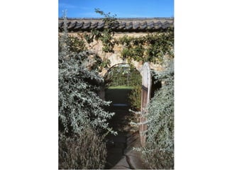 John Cole Director of the Health Estates Investment Group NI and  Richard Murphy OBE Director, Richard Murphy Architects Reducing Acute Admissions to Mental Health Facilities: the Role of the Built Environment