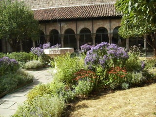John Cole Director of the Health Estates Investment Group NI and  Richard Murphy OBE Director, Richard Murphy Architects Reducing Acute Admissions to Mental Health Facilities: the Role of the Built Environment