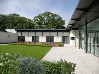 John Cole Director of the Health Estates Investment Group NI and  Richard Murphy OBE Director, Richard Murphy Architects Reducing Acute Admissions to Mental Health Facilities: the Role of the Built Environment