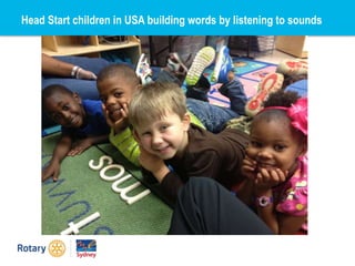 Head Start children in USA building words by listening to sounds
 