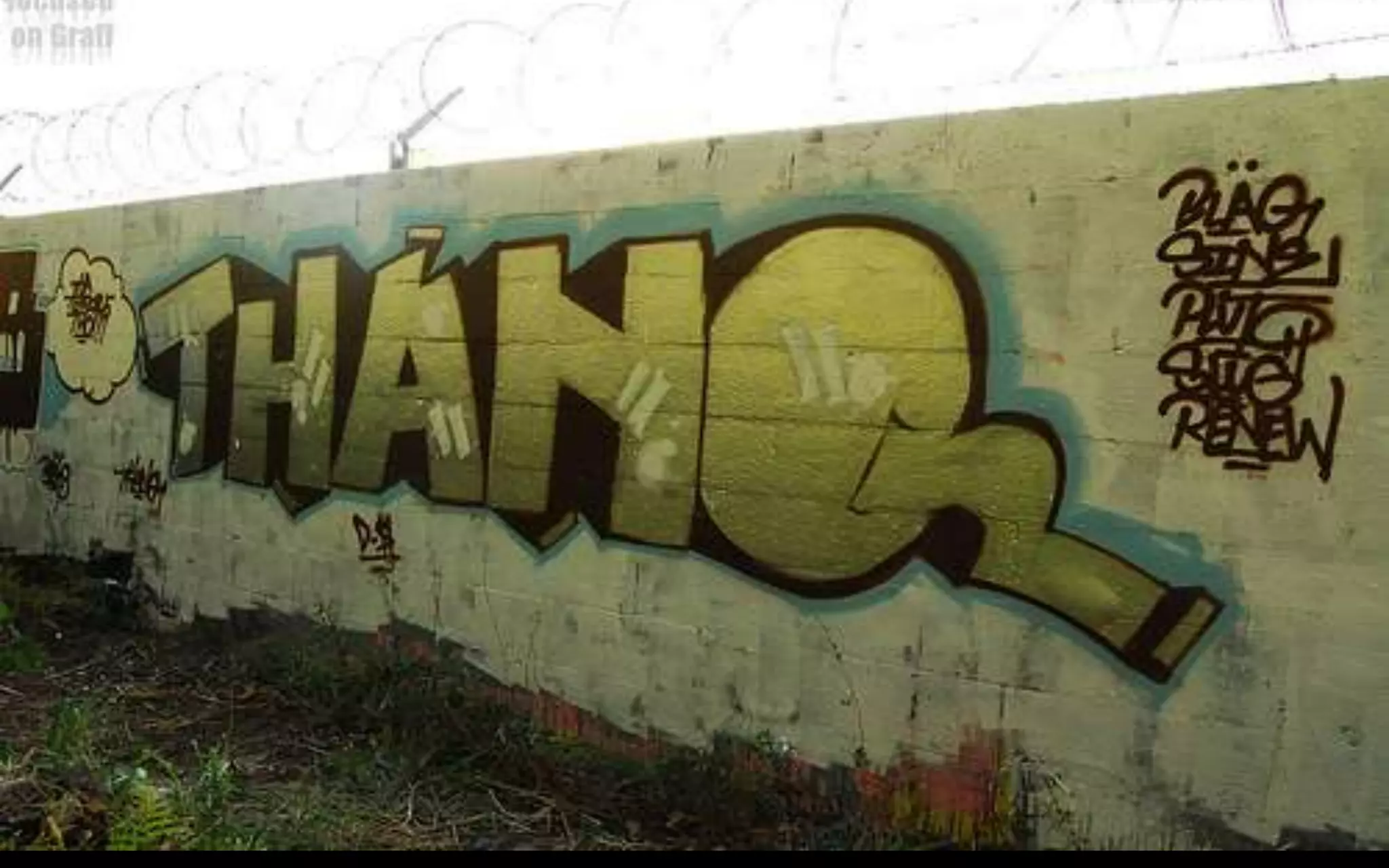 Command  based street light controlling through pc (2)