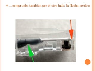 ... compruebo también por el otro lado: la flecha verde señala que la camisa gris está bien retenida por la uña de plástico transparente ...   