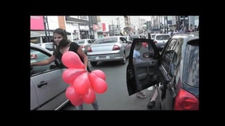 Faça eventos, tanto dentro quanto
fora da loja. Faça o dia do brigadeiro
e convide os clientes para saborear.
 