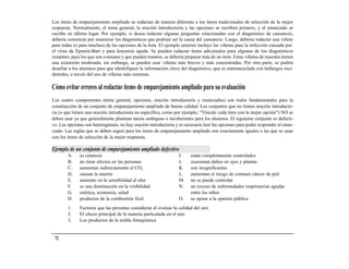 Los ítems de emparejamiento ampliado se redactan de manera diferente a los ítems tradicionales de selección de la mejor
respuesta. Normalmente, el tema general, la oración introductoria y las opciones se escriben primero, y el enunciado se
escribe en último lugar. Por ejemplo, si desea redactar algunas preguntas relacionadas con el diagnóstico de cansancio,
debería comenzar por enumerar los diagnósticos que podrían ser la causa del cansancio. Luego, debería redactar una viñeta
para todas (o para muchas) de las opciones de la lista. El ejemplo anterior incluye las viñetas para la infección causada por
el virus de Epstein-Barr y para leucemia aguda. Se pueden redactar ítems adicionales para algunos de los diagnósticos
restantes; para los que son comunes y que pueden tratarse, se debería preparar más de un ítem. Estas viñetas de muestra tienen
una extensión moderada; sin embargo, se pueden usar viñetas más breves y más concentradas. Por otra parte, se podría
desafiar a los alumnos para que identifiquen la información clave del diagnóstico, que es entremezclada con hallazgos inci-
dentales, a través del uso de viñetas más extensas.

Cómo evitar errores al redactar ítems de emparejamiento ampliado para su evaluación
Los cuatro componentes (tema general, opciones, oración introductoria y enunciados) son todos fundamentales para la
construcción de un conjunto de emparejamiento ampliado de buena calidad. Los conjuntos que no tienen oración introducto-
ria (o que tienen una oración introductoria no específica, como por ejemplo, “Vincule cada ítem con la mejor opción”) NO se
deben usar ya que generalmente plantean tareas ambiguas o incoherentes para los alumnos. El siguiente conjunto es defecti-
vo. Las opciones son heterogéneas, no hay oración introductoria y es necesario leer las opciones para poder responder al enun-
ciado. Las reglas que se deben seguir para los ítems de emparejamiento ampliado son exactamente iguales a las que se usan
con los ítems de selección de la mejor respuesta.

Ejemplo de un conjunto de emparejamiento ampliado defectivo
        A.    es cinetosis                                        I.    están completamente controlados
        B.    no tiene efectos en las personas                    J.    ocasionan daños en ojos y plantas
        C.    aumentan indirectamente el CO2                      K.    son insignificantes
        D.    causan la muerte                                    L.    aumentan el riesgo de contraer cáncer de piel
        E.    aumento en la sensibilidad al olor                  M.    no se puede controlar
        F.    es una disminución en la visibilidad                N.    un exceso de enfermedades respiratorias agudas
        G.    estética, economía, salud                                 entre los niños
        H.    productos de la combustión fósil                    O.    se opone a la opinión pública
        1.    Factores que las personas consideran al evaluar la calidad del aire
        2.    El efecto principal de la materia particulada en el aire
        3.    Los productos de la niebla fotoquímica


 72
 